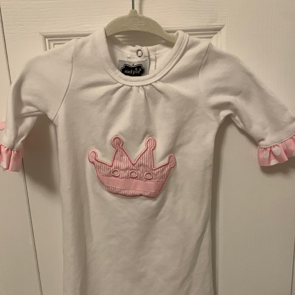 Mud Pie 0-6 mo cotton gown